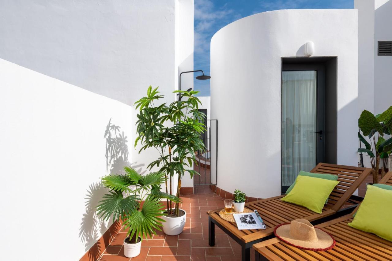 Avanti Clavel, La Terraza Te Conquistara Seville Luaran gambar